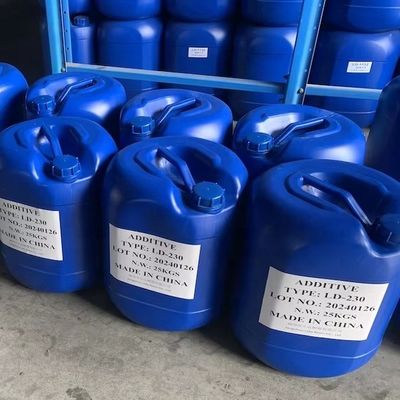 Buen precio Aditivo desespumante de organosilicón acuoso D-810 para sistemas de pintura y tinta En línea