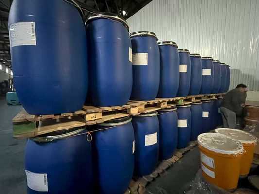 Buen precio Excelente adhesión Agente de curación epoxi a base de agua en línea