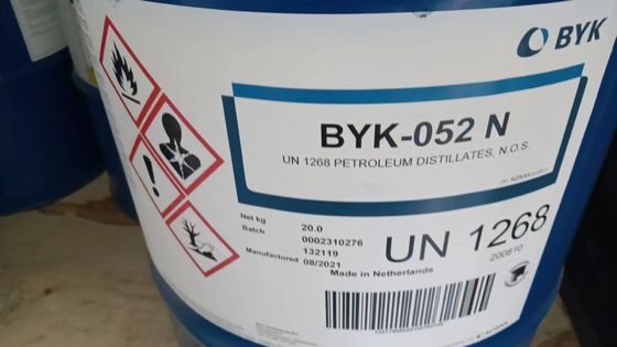 Aditivo de reología líquida libre de disolvente BYK-410